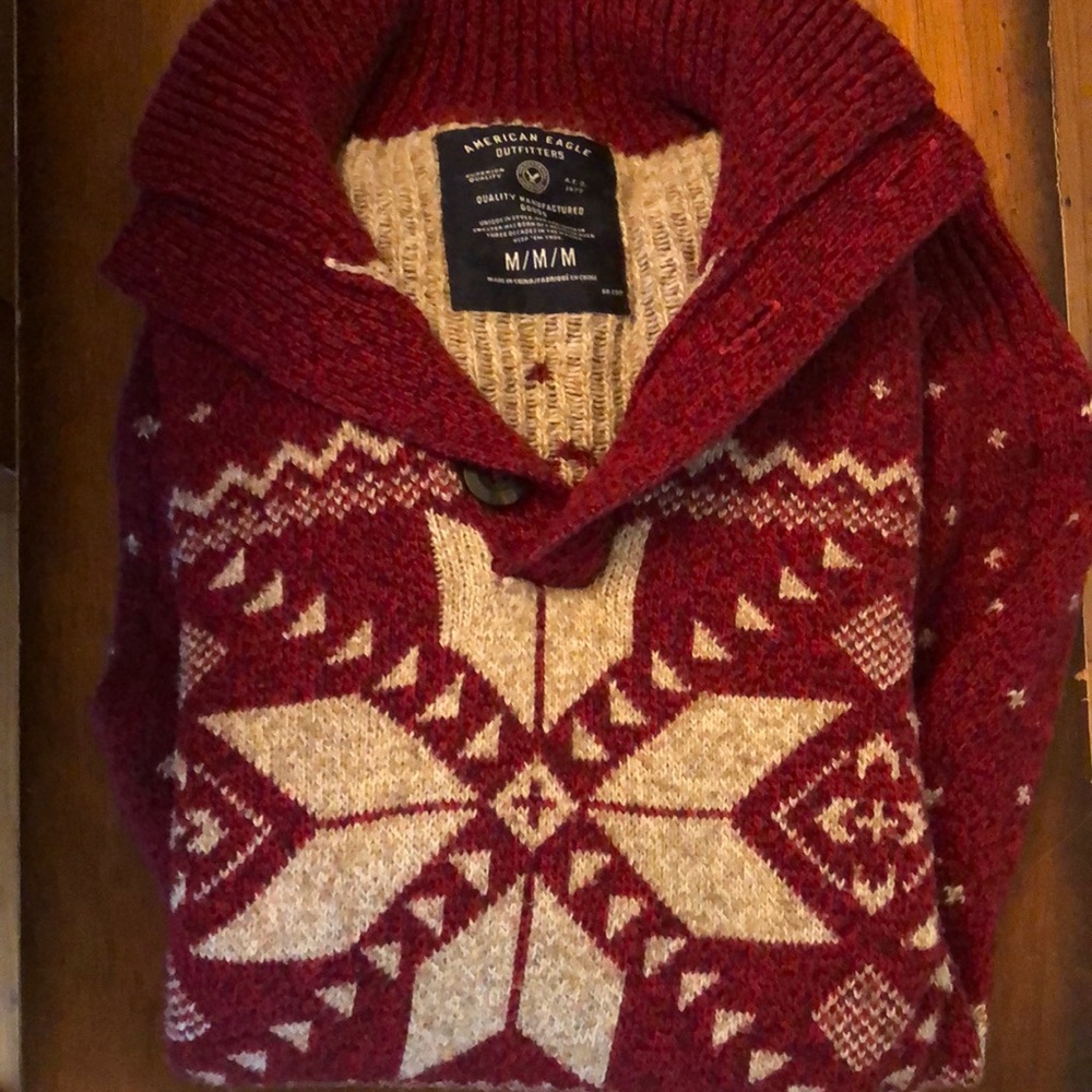 American Eagle men’s sweater